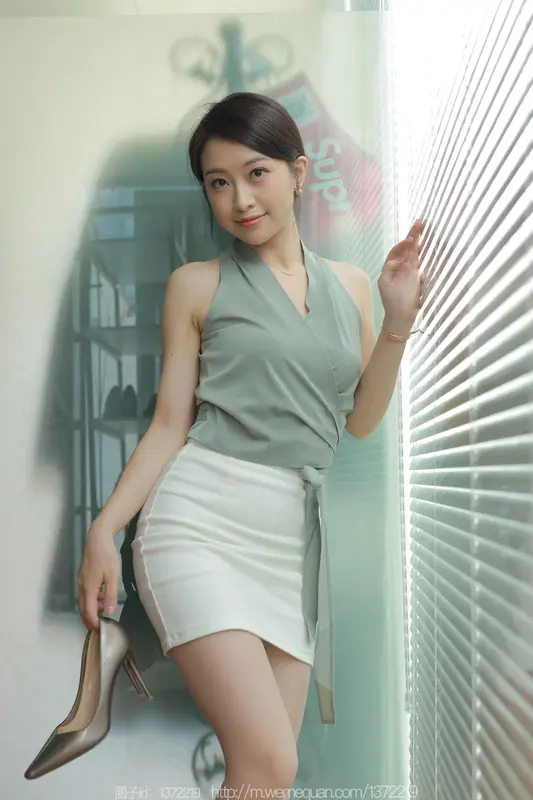 [IESS异思趣向] 2023.07.11 丝享家 1477 小婕《青玉白裙》 3